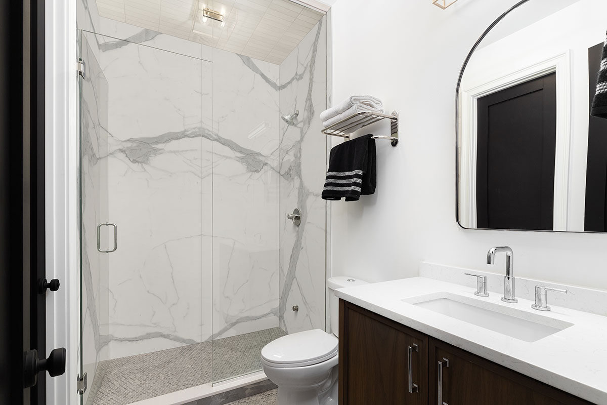 Montblanc Statuario countertop in a bathroom — view 2