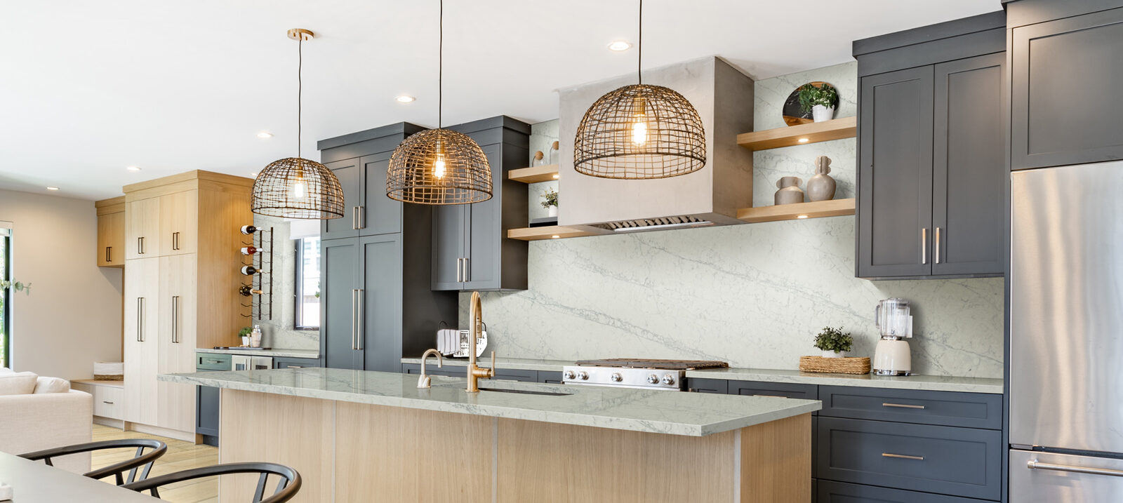 Quartz backsplash matched to a kitchen countertop