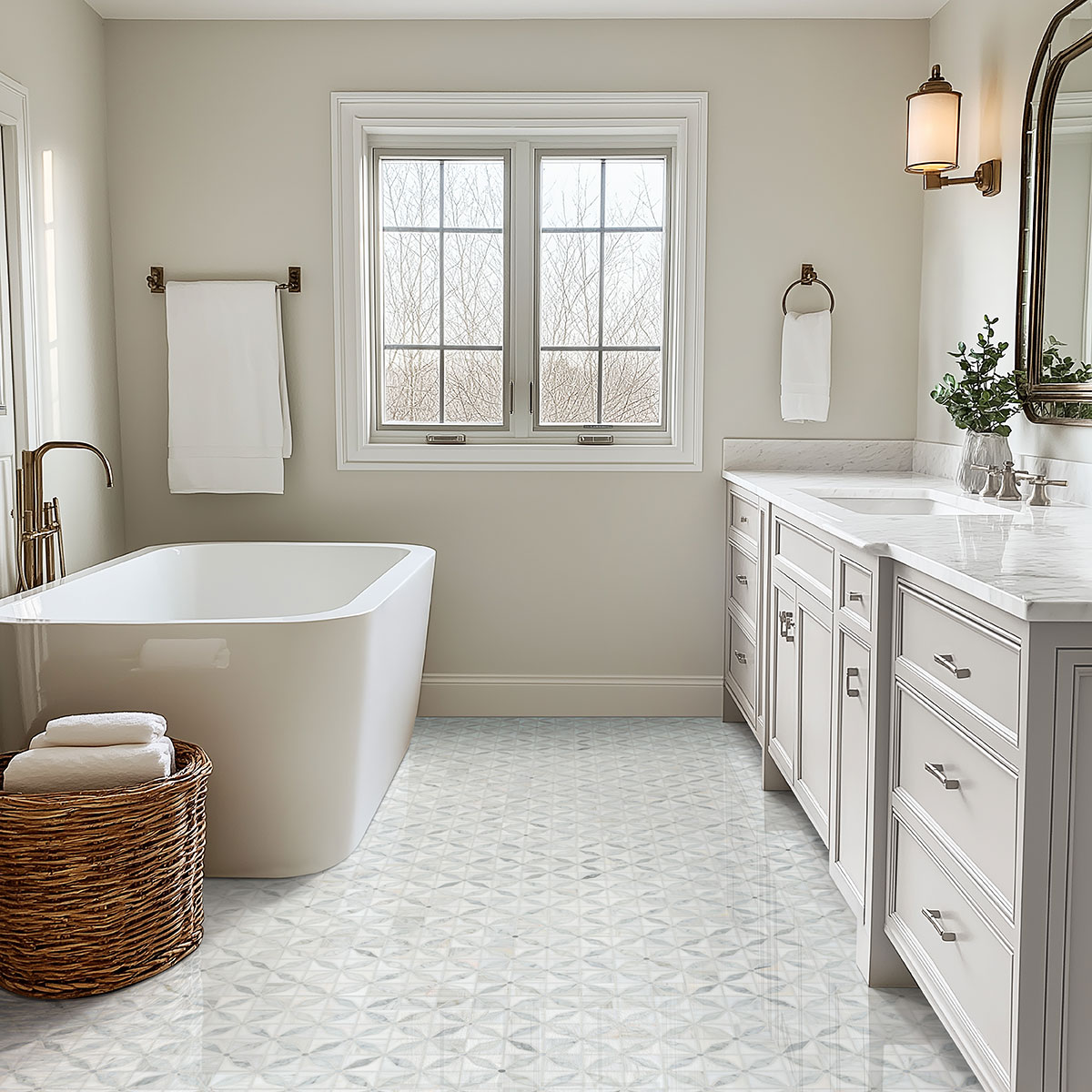 Bianco Starlite Polished Marble Mosaic Tile — installed in a bathroom (scene 0989)