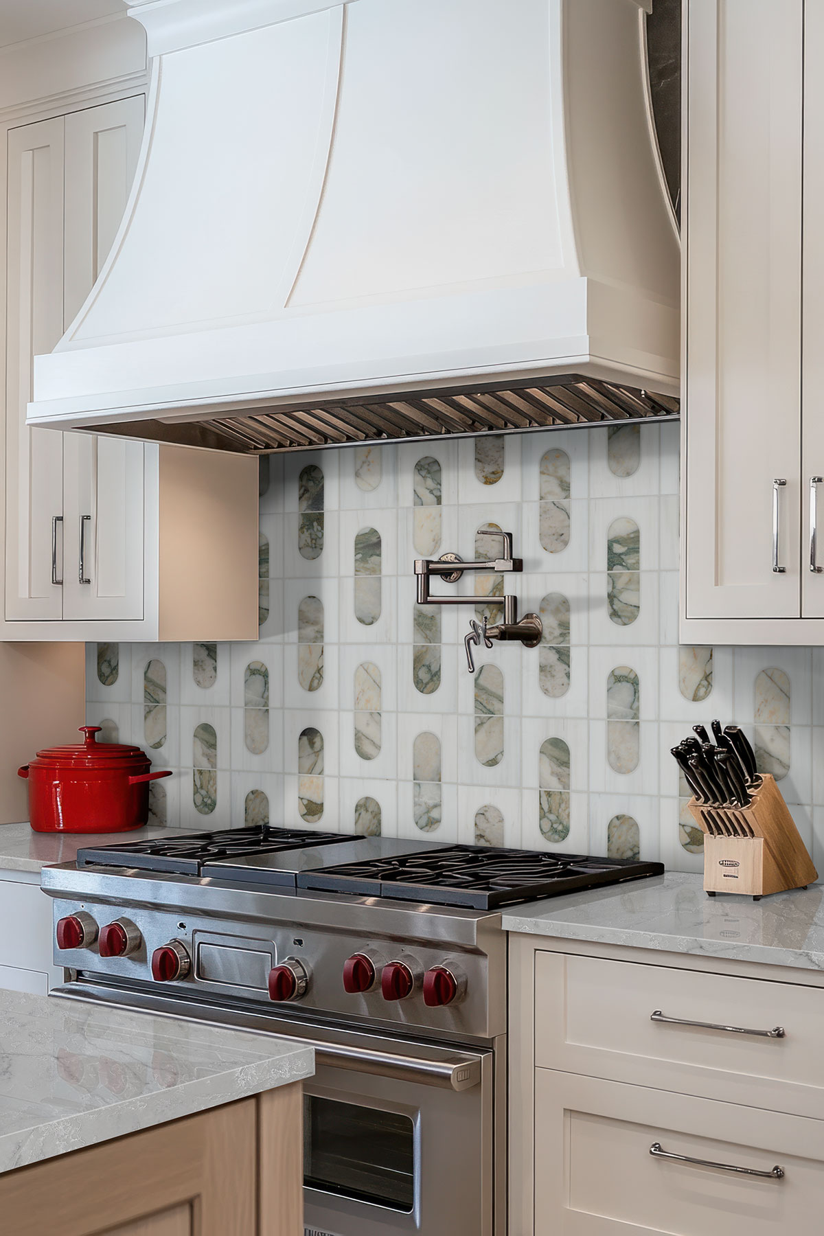 Moderno Polished — installed in a kitchen (scene 1346)