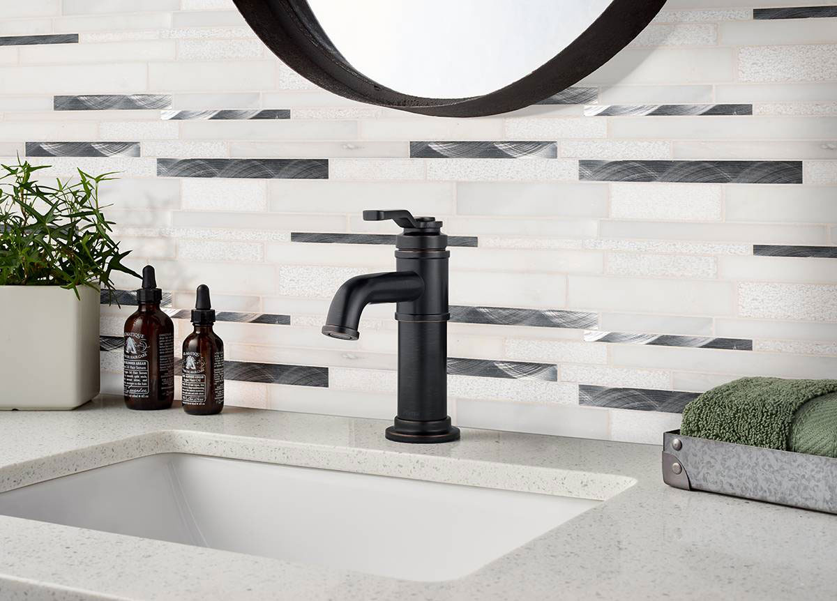 Moderno Blanco — installed (view 2)