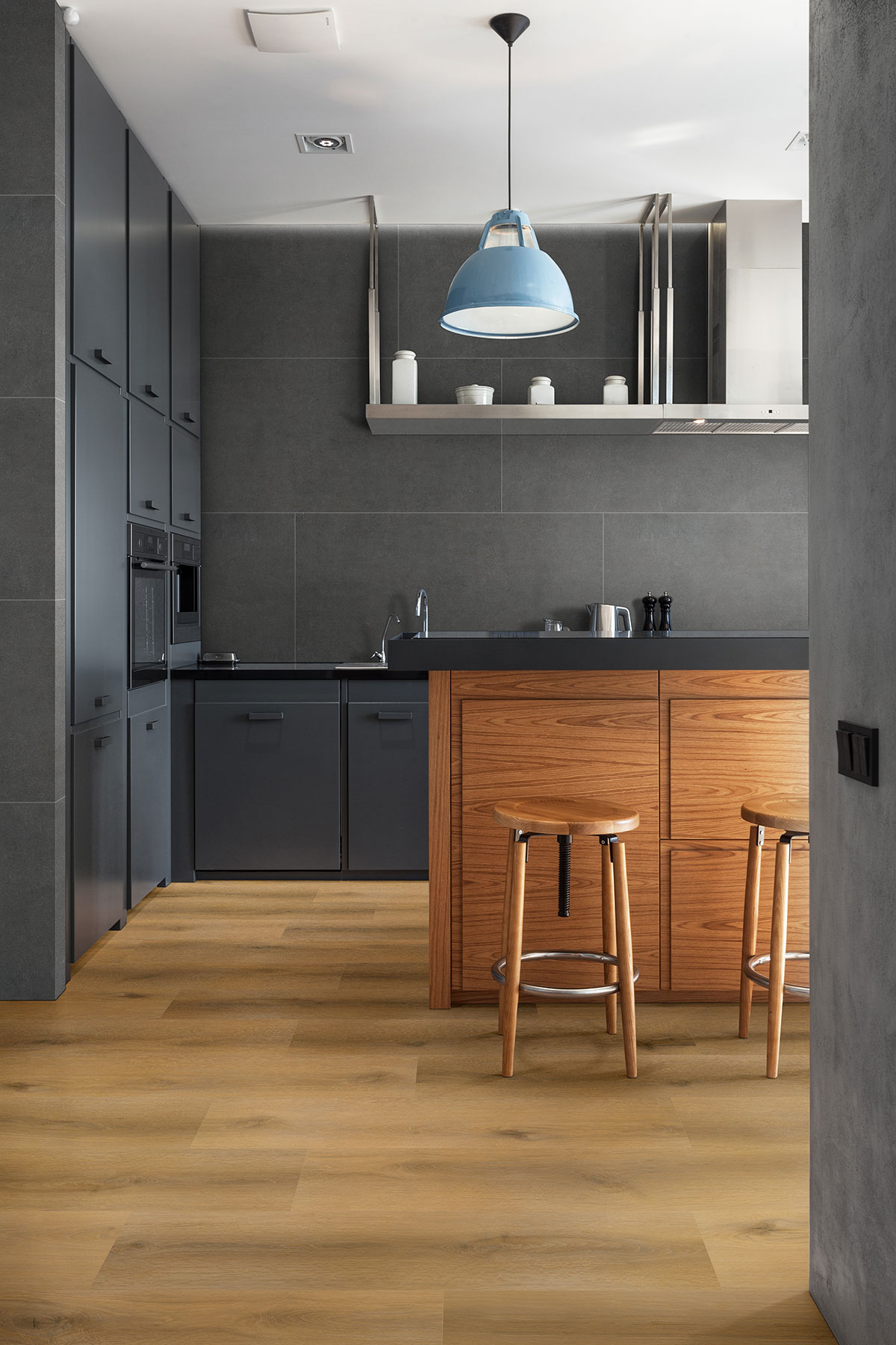 graphite — installed in a kitchen (scene 1136)