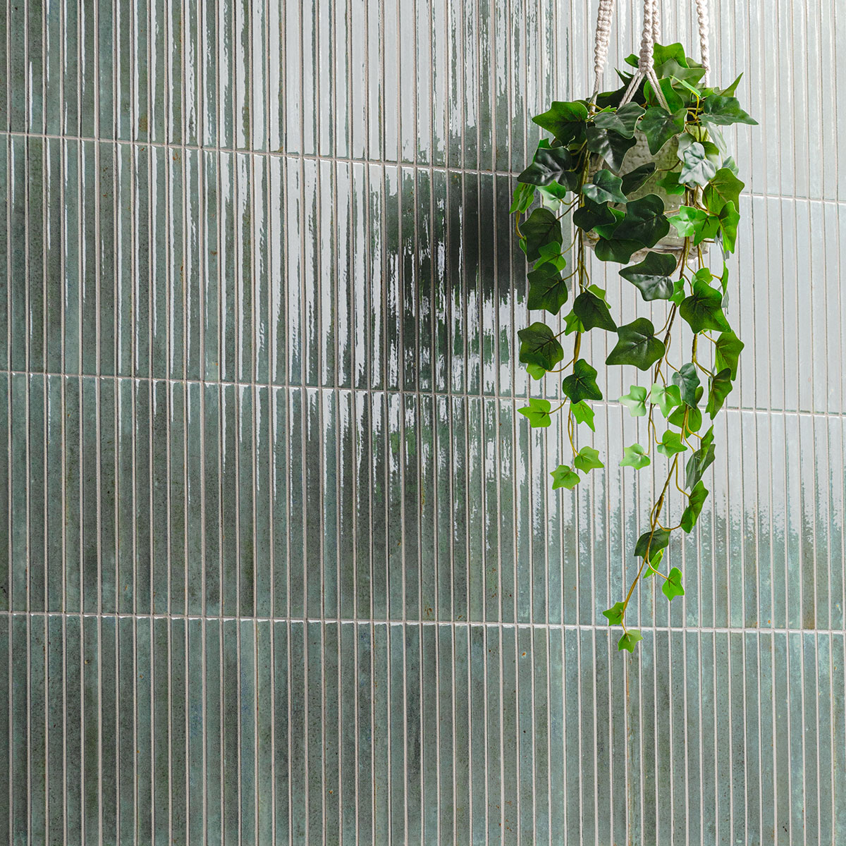 caraibi countertop in a backsplash