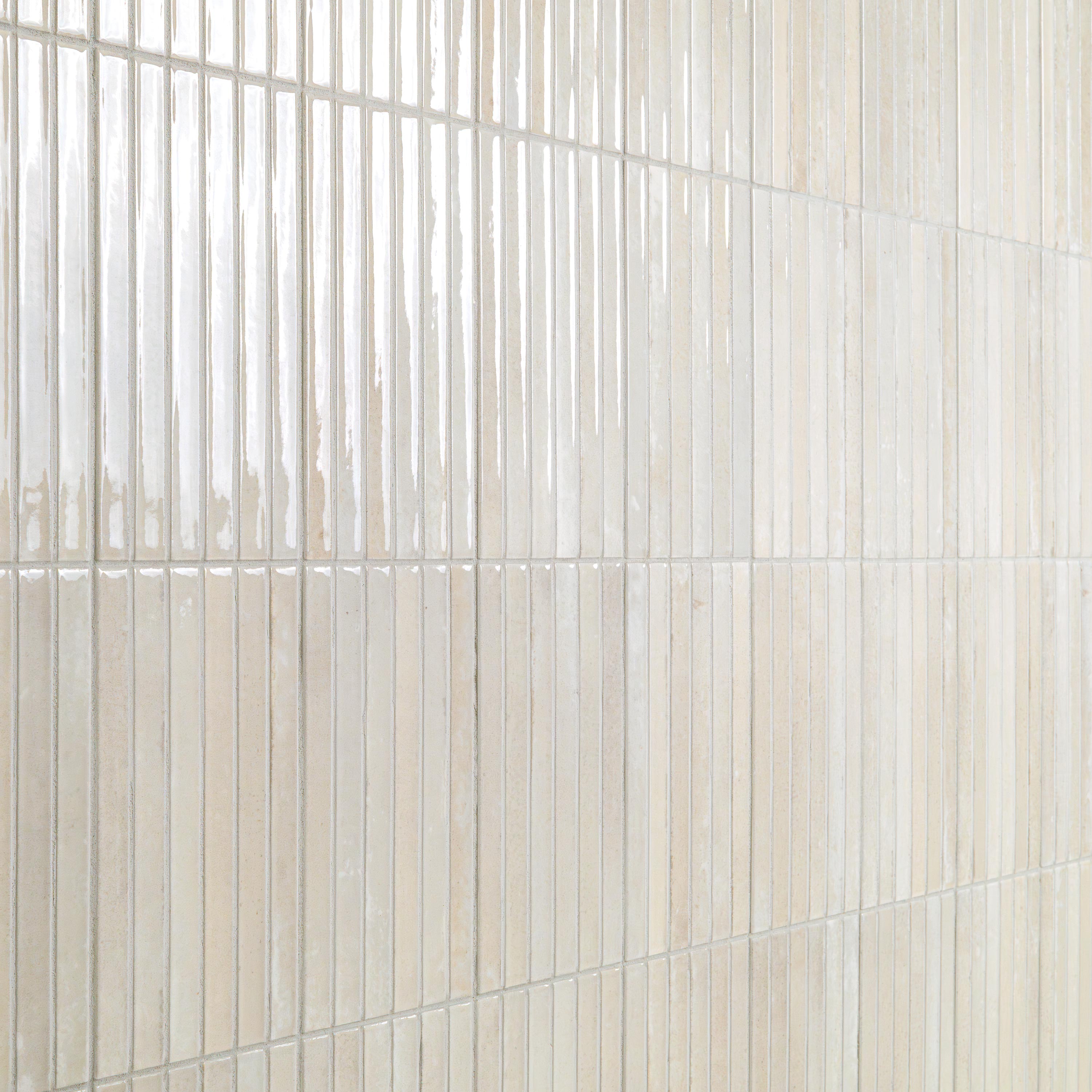 latte Porcelain in a kitchen