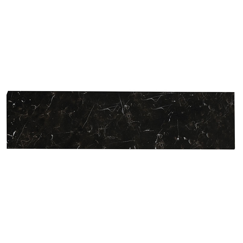 Marquina Noir Porcelain in a kitchen