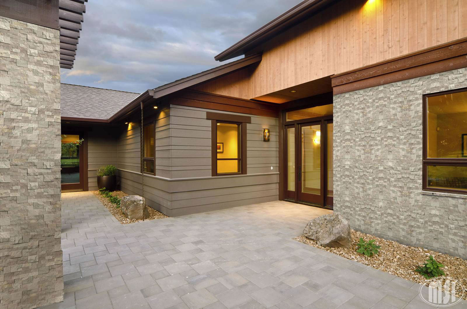 Roman Beige — installed (view 3)