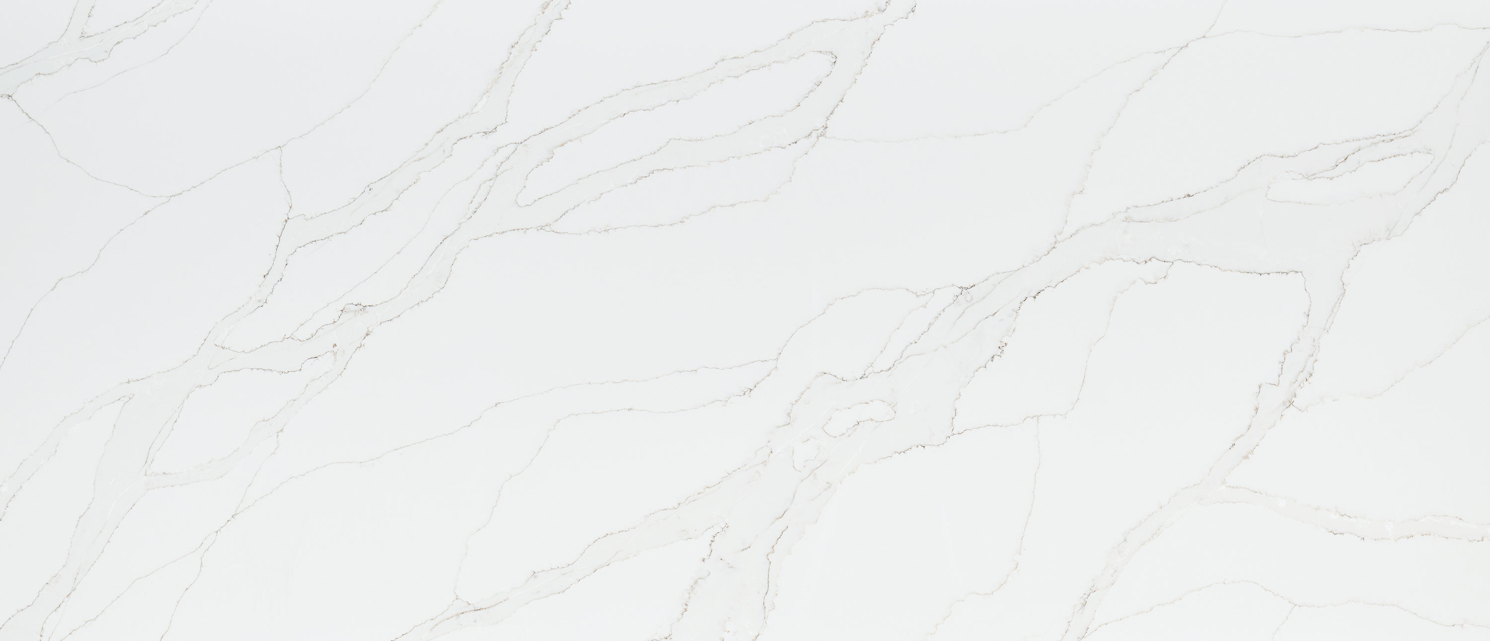 Calacatta Izaro Quartz slab
