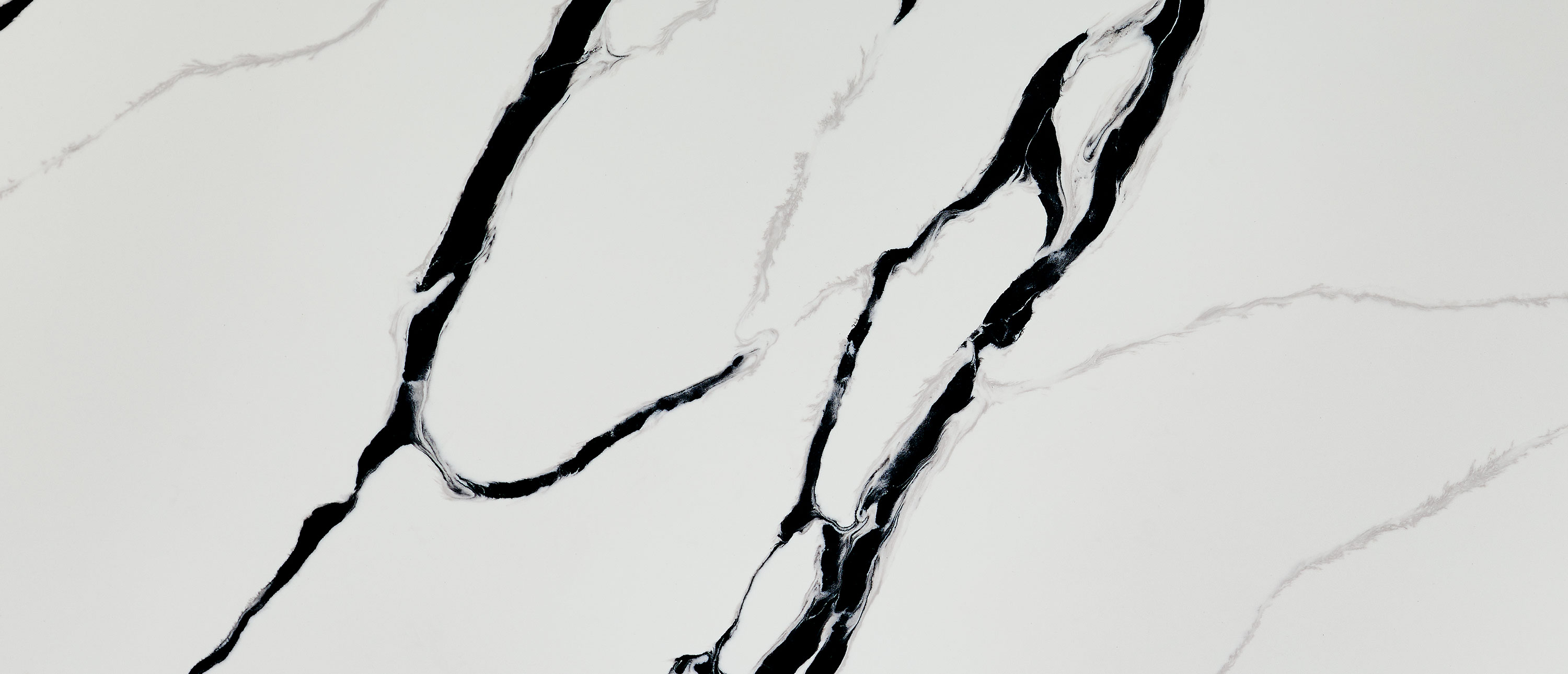 Calacatta Lumanyx Quartz swatch